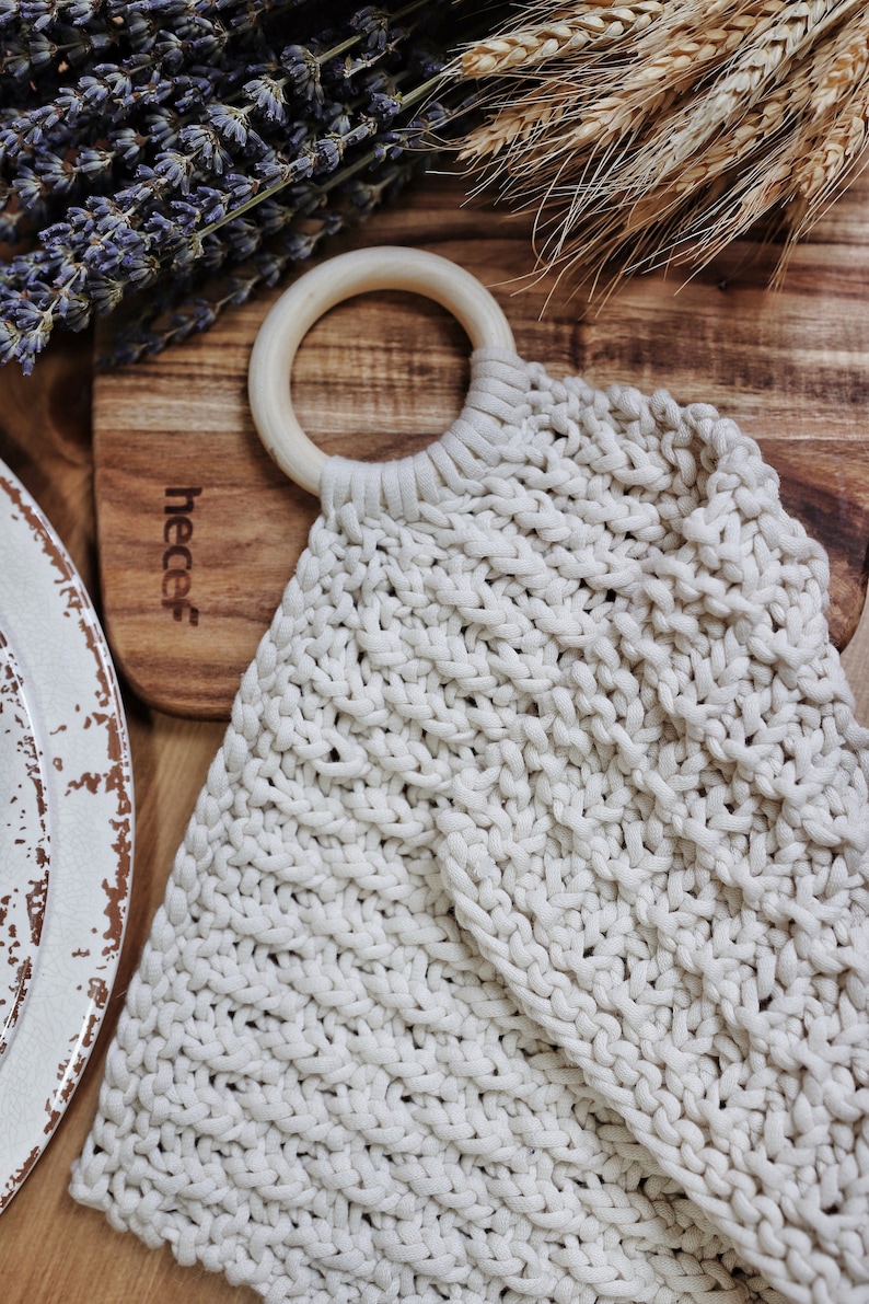 KNITTING PATTERN Farmhouse Trivet Knitting Pattern, Easy Knitting Pattern, Wooden Ring Potholder Knit Pattern Beginner Knitting Pattern image 1