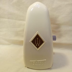 Fully Serviced Wittner Taktell Piccolo Metronome in Off-White Plastic Case, German made, Working, In-Beat, Runs, accurate, only 1% error