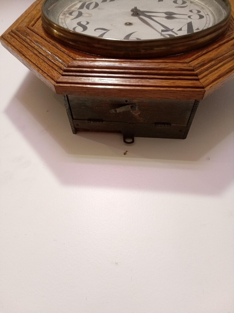 Antique Ingraham Maxim Solid Oak Octagon Wall Regulator Pub Clock ...