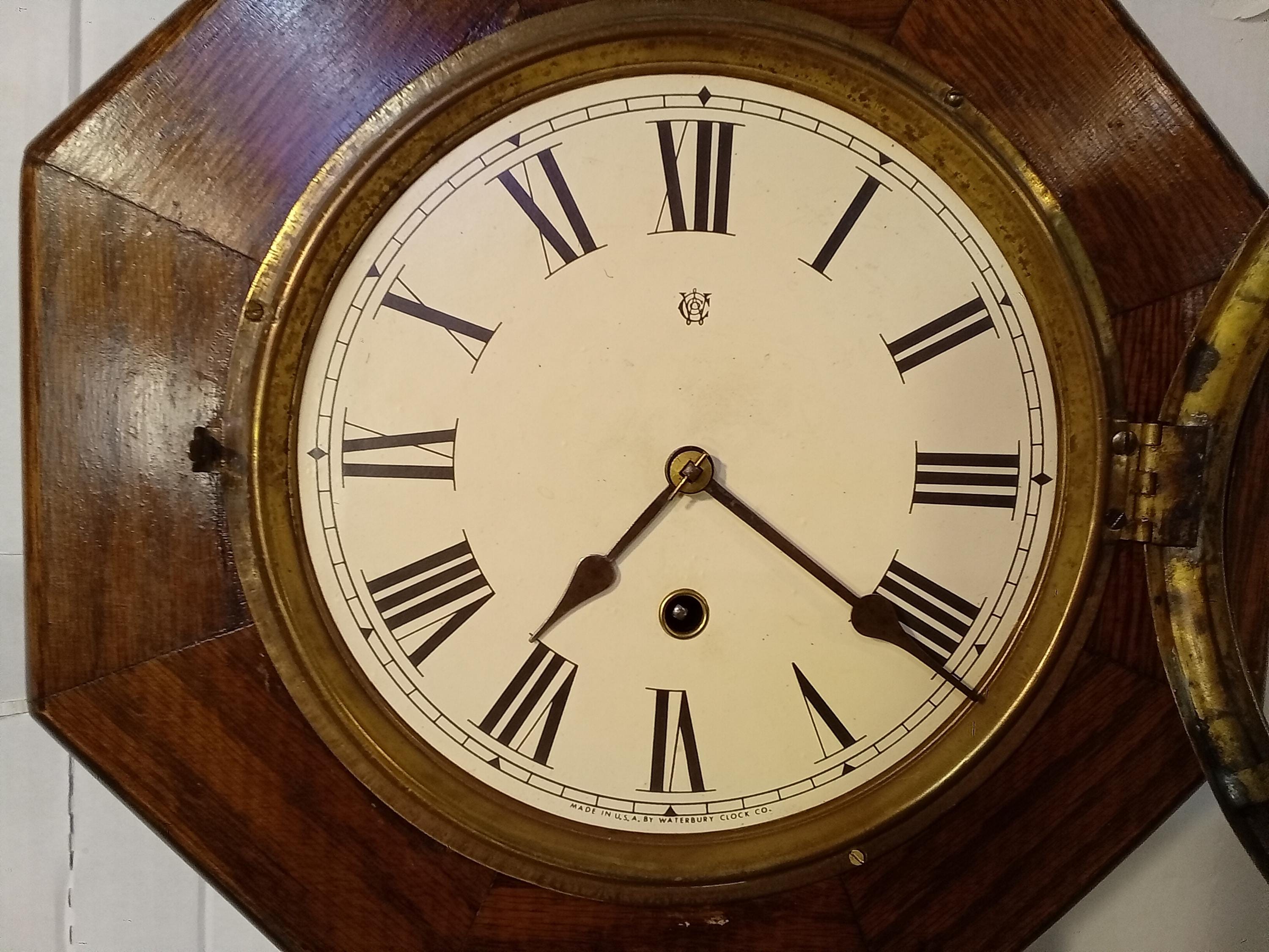Antique Waterbury 8 Inch Oak R.C. Schoolhouse Wall Regulator 
