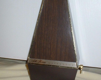 Fully Serviced Vintage Metronome de Maelzel by Seth Thomas Clock Co. Conductor, Runs Great. Solid Metal Trim, Plastic Case Music gift w/ box