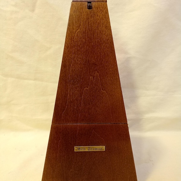 Fully Serviced Seth Thomas Metronome No. 10 light walnut, Wood Maelzel Piano Timer. Restored, Calibrated, Runs Great. Has Solid Brass Trim