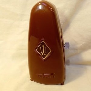 Fully Serviced Wittner Taktell Piccolo Metronome in brown Plastic Case, Made in Germany - Working, In-Beat, Metal key, Runs Great, Accurate