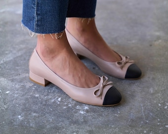 Beige leren ballerina's, lage hak schoenen met strikdetail, platte damesschoenen met ronde neus