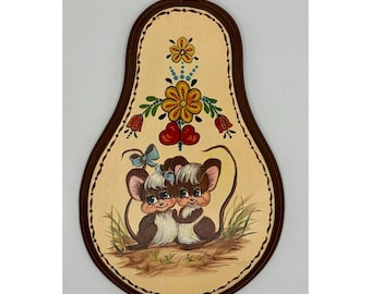 VTG Cottagecore Hand Painted Wall Decor Mice Country Farmhouse