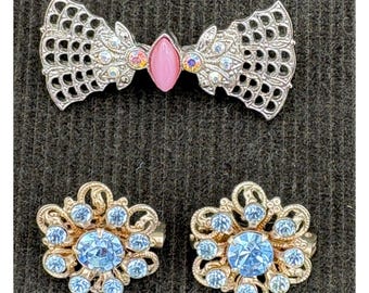 Lot Three Vintage Rhinestone Pins Scatter Bow Pink Blue Art Deco