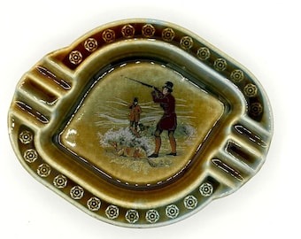 Vintage Ashtray Ireland Hunting Wade Co. Armagh Porcelain
