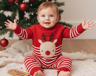 Retro gestreifter Reindeer-Babystrampler-kundenspezifischer Name, Rückseite bestickter Feiertags-Jumpsuit, Weinlese-Neugeborenen-Weihnachts-Outfit
