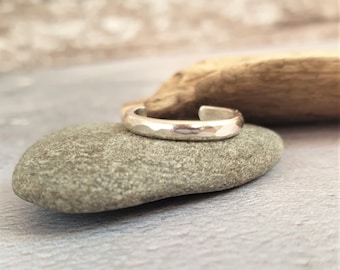 Hammered Toe Ring | Silver Hammered Toe Ring | Summer Foot Jewellery