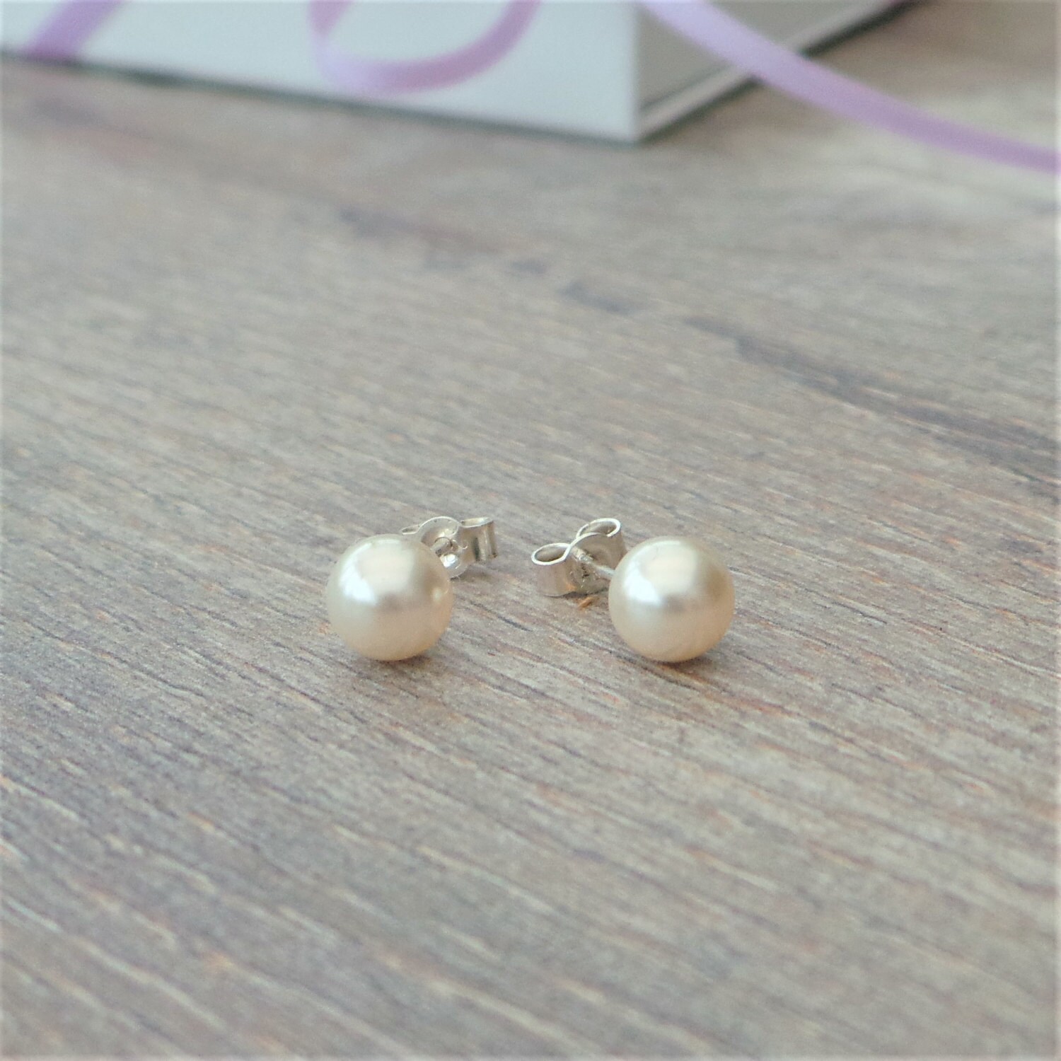 Simple pearl stud earrings Etsy
