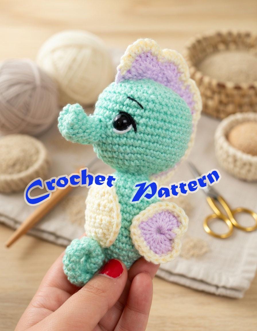 Finn the Seahorse Amigurumi