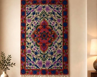 Tapiz de pared vintage de Cachemira con bordado Crewel, bordado a mano con puntada de cadeneta, arte textil floral para pared, decoración bohemia, alfombra colorida de Cachemira.