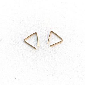 Bestseller Vortex THREADER EARRINGS, triangle earrings, gold filled, sterling silver, casual Earrings, Minimalist threader earrings,