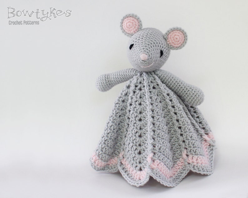 Wee Mouse Lovey CROCHET PATTERN instant download blankey, blankie, security blanket image 1