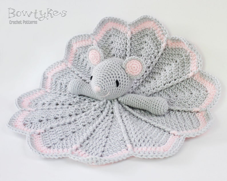 Wee Mouse Lovey CROCHET PATTERN instant download blankey, blankie, security blanket image 2