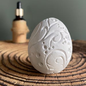 Objet oeuf d'aromathérapie — Sculpture en plâtre sculpté à la main pour rituels d'huiles essentielles