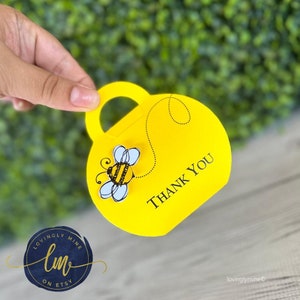 2D Bumble Bee Favor Purses - Yellow, Black & White - Baby Shower, Gender Reveal, Birthday Party - Custom Printed