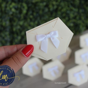Mini Diaper Pins in Ivory Diaper Pins with White Bows, Baby Shower Game, Dirty Diaper Game, Gender Neutral, Gender Unknown