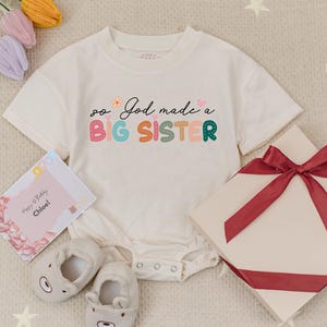 So God Made A Big Sister Baby Romper, Baby Announcement, Big Sister Gift, Pregnancy Reveal, Cute Vintage Babysuit, Natural Big Sister Baby
