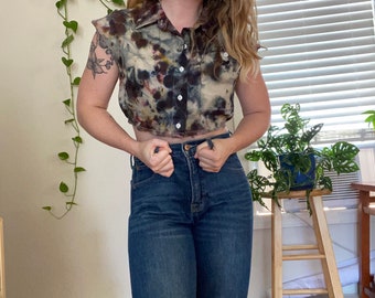 Collared Button up Crop Top + Size XS/S