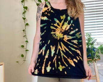 Tie dyed tank top + Size L