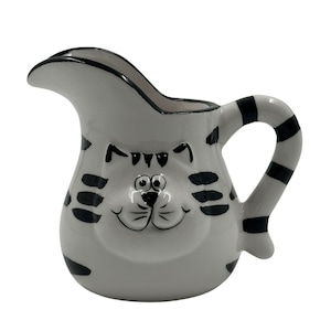 Cat Milk Jug Ceramic – Cute Cat Creamer – Small Milk Pitcher – Cat Lover Gift – Animal Kitchen Decor