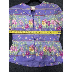 Vintage Adrianna Papell Blouse Womens 12 Purple Silk Floral Short Sleeve Button image 5