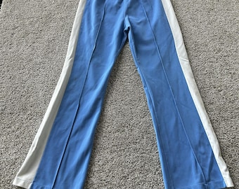 Pantalones deportivos vintage para mujer, talla M, azul marino, rayas blancas, cintura elástica, nailon.