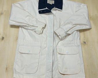 Chaqueta vintage St. John's Bay para hombre, talla grande, de lona blanca con cierre a presión y bolsillos utilitarios.
