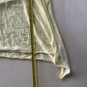 Y2K I Jeans By Buffalo Womens XL Yellow V Neck Cap Sleeve Asymmetrical Hem Top image 4