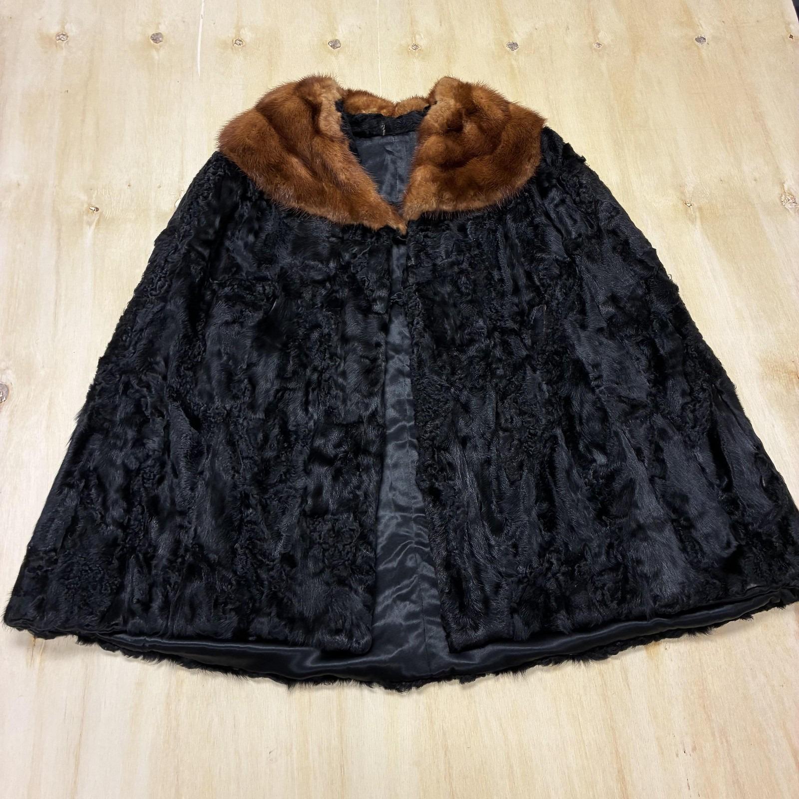 Vintage black fur capulet By Jean Guy Haute Mode Made In England Lined Art Deco ✨Coming to auction on 28th November✨ Lot 8 from the  main image 3