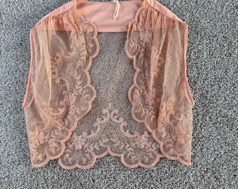 ヴィンテージレースベスト レディース Sサイズ ピンク シースルー 刺繍入り 花柄 オープンフロント レイヤリング