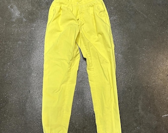 Vintage Y.C.C. Chino Pants Youth 7 Yellow High Waist Pleated Tapered Taiwan 80s