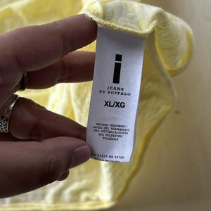 Y2K I Jeans By Buffalo Womens XL Yellow V Neck Cap Sleeve Asymmetrical Hem Top image 6