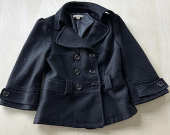 Abrigo corto vintage de Forever 21 para mujer, talla pequeña, negro, de lana, cruzado, con botones y forro.