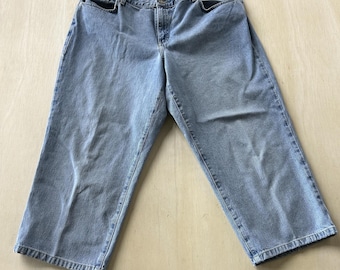 Y2K Tommy Hilfiger Capri Jeans Womens 38W Light Wash Relaxed Plus Size Denim