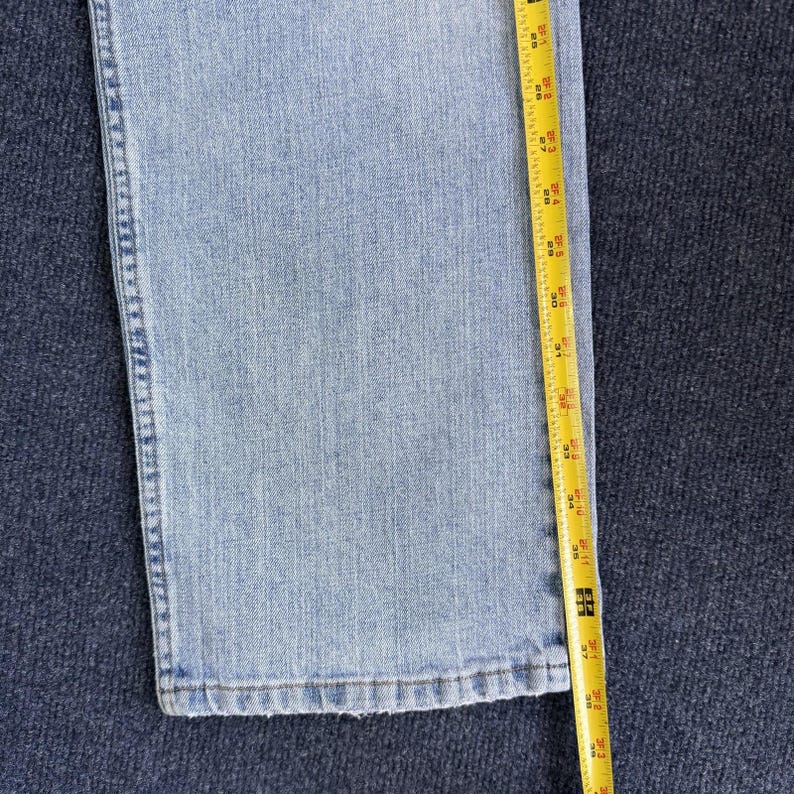 Y2K Wrangler Jeans Mens 36x29 Light Wash Blue Denim Relaxed Straight Retro image 10