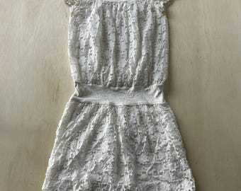 Y2K Nicole Miller Dress Womens Medium White Lace Floral Sleeve Fit & Flare