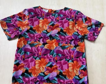 Vintage TESS Blouse Womens Small Multicolor Floral 100% Silk Short Sleeve Top