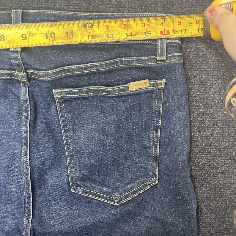 Jeans Joe's de mezclilla elástica ajustada de talle alto, corte acampanado micro acampanado azul para mujer, talla 31, estilo Y2K. imagen 7
