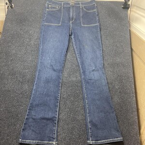 Jeans Joe's de mezclilla elástica ajustada de talle alto, corte acampanado micro acampanado azul para mujer, talla 31, estilo Y2K. imagen 2