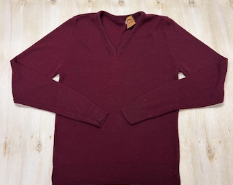 Jersey Vintage Dimension By Milford para hombre, talla XS, rojo, cuello en V, punto ajustado.