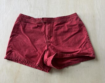 Y2K Old Navy Micro Shorts Donna 14 34W Rosso Twill Chino Fronte piatto Estate