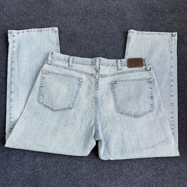 Y2K Wrangler Jeans Mens 36x29 Light Wash Blue Denim Relaxed Straight Retro image 1