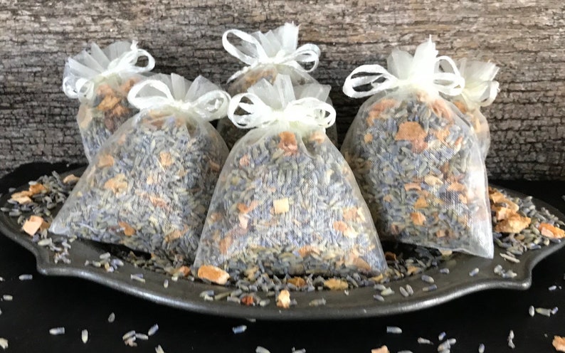 Set of 6 Lavender and Lemon Sachets image 3