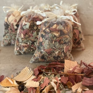 Set of 6 Cedar, Eucalyptus, Juniper and Lemon Sachets