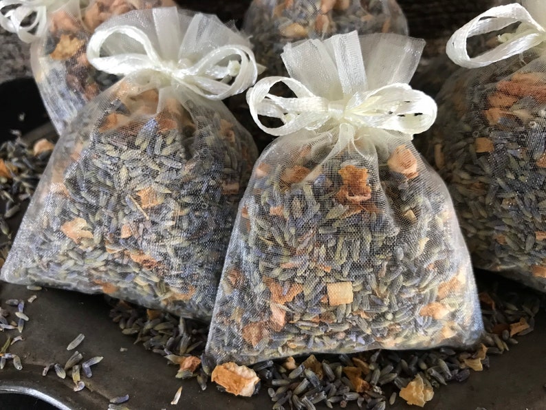 Set of 6 Lavender and Lemon Sachets image 4