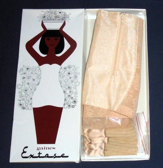 Gaine Extase 12764 T - Taille 115 - Satin Et Baleines - Jarretelles Offertes - Neuf Sans étiquette