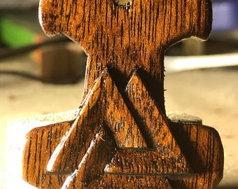 Hand Carved Mjolnir pendant w/ Odinspear Valhalla symbol