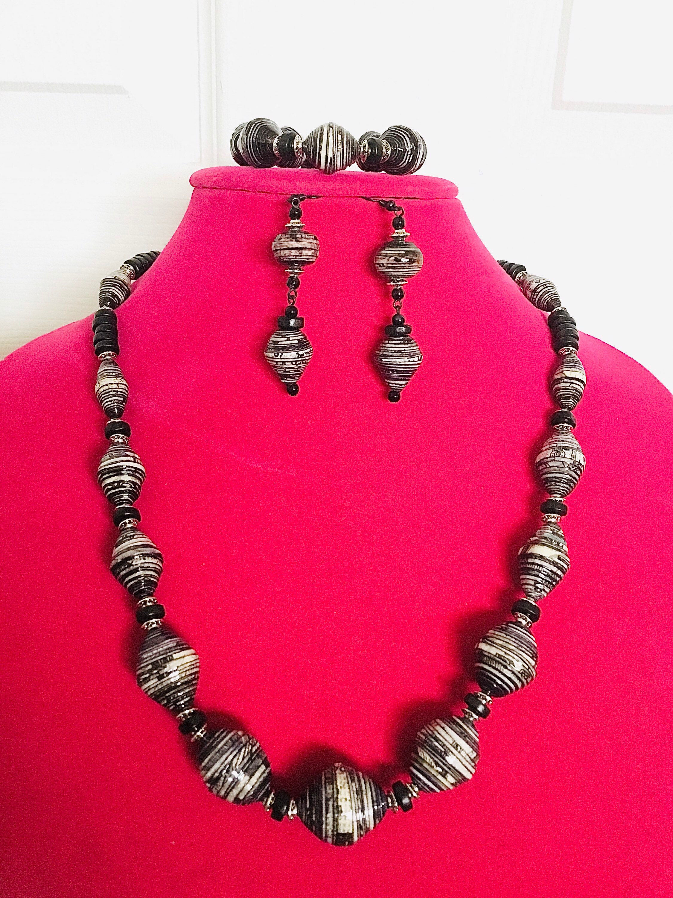 Black White Brown Necklace Jewelry Set Etsy